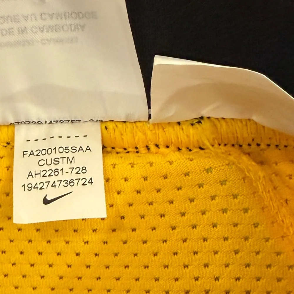 NWOT NIKE Pro Hyperstrong Yellow Padded Football Pants Hip Thigh Knee Pads